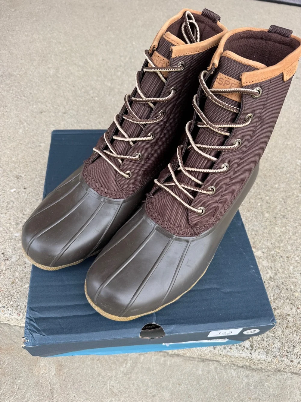 Sperry Men’s 12. NEW. Saltwater Cordura Brown
